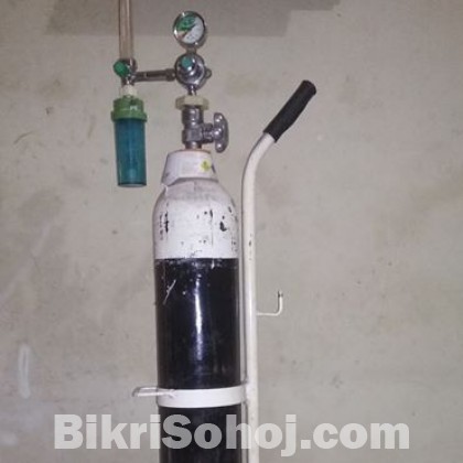 মেডিক্যাল অক্সিজেন সিলিন্ডার - medical oxygen cylinder